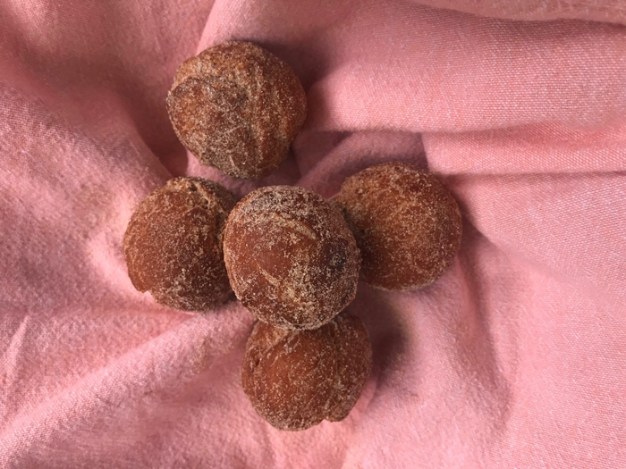 Cinnamon-sugared-castagnole